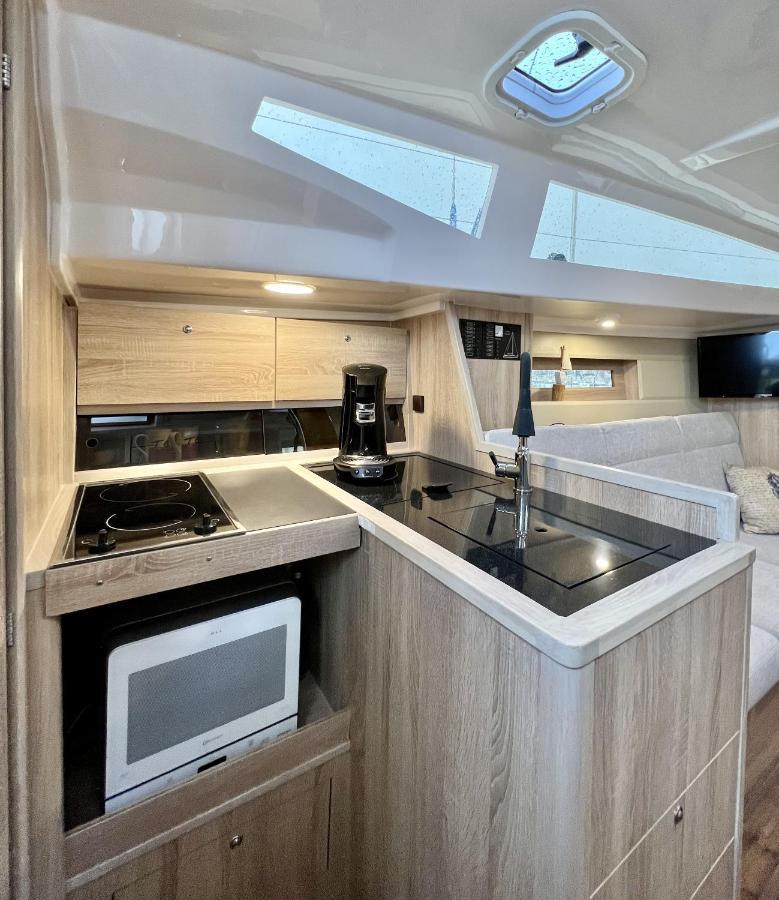 Hausboot Segelyacht Nui Burgtiefe auf Fehmarn Exterior foto